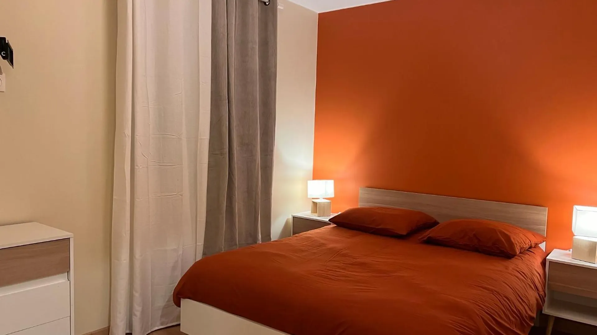 Appartement Le Cocon De Terre Amberieu-en-Bugey Apartment